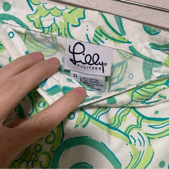 Lilly Pulitzer Vintage Cropped Pants with Fish Pattern - Picture 6 of 11